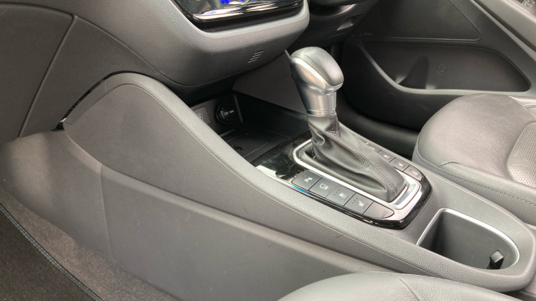 Hyundai IONIQ 1.6 GDi Hybrid Premium SE 5dr DCT Hybrid Hatchback